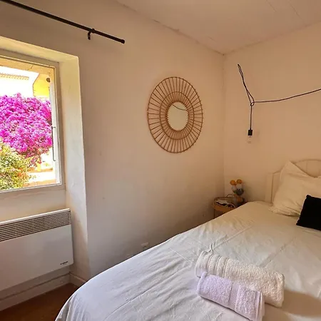 La Maison Du Repos بيت للعطل Hyères